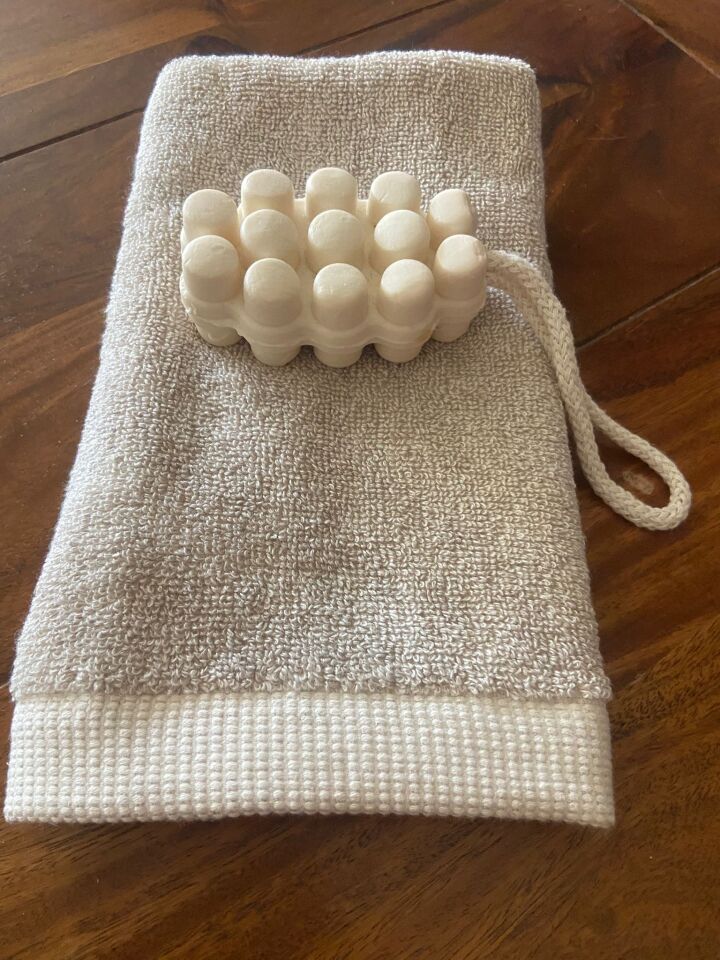 Havlu (Uç Bordürlü)